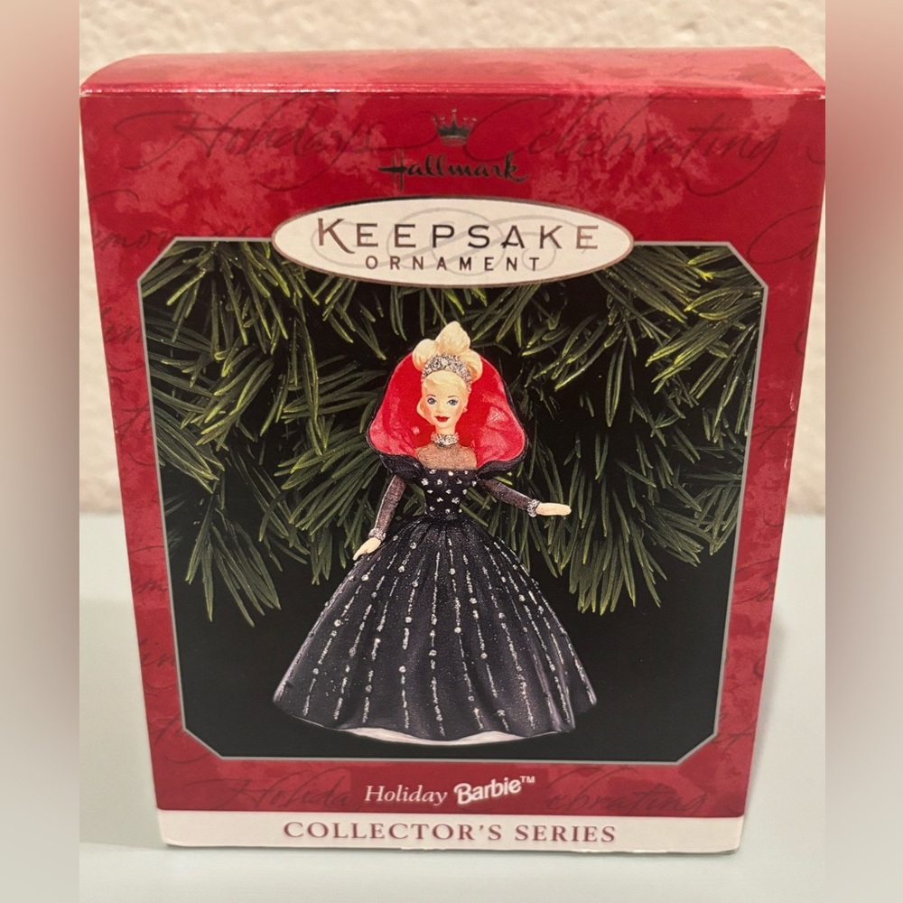 Hallmark Holiday Barbie keepsake ornament, 6th in series, new in box